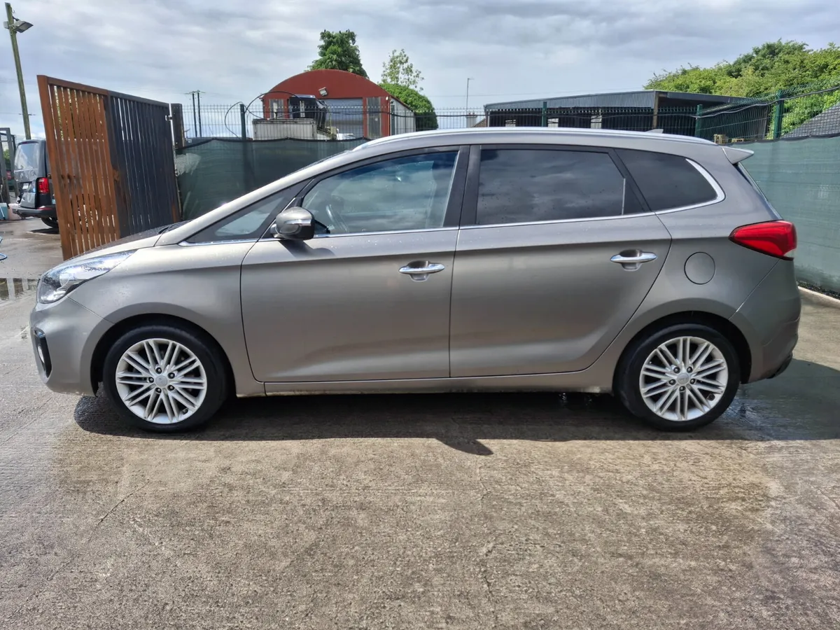 2017 Kia Carens  7 seater    7 seater - Image 2
