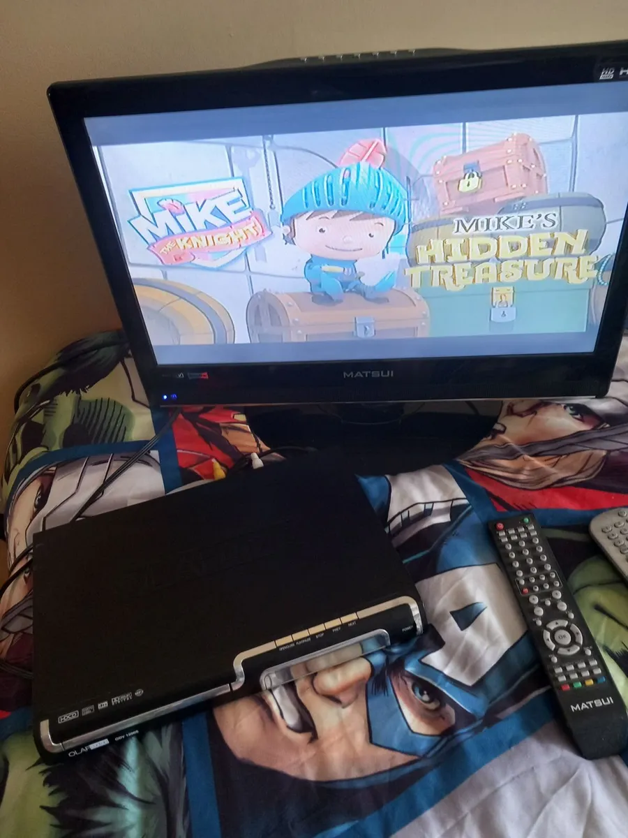 Tv and dvd player