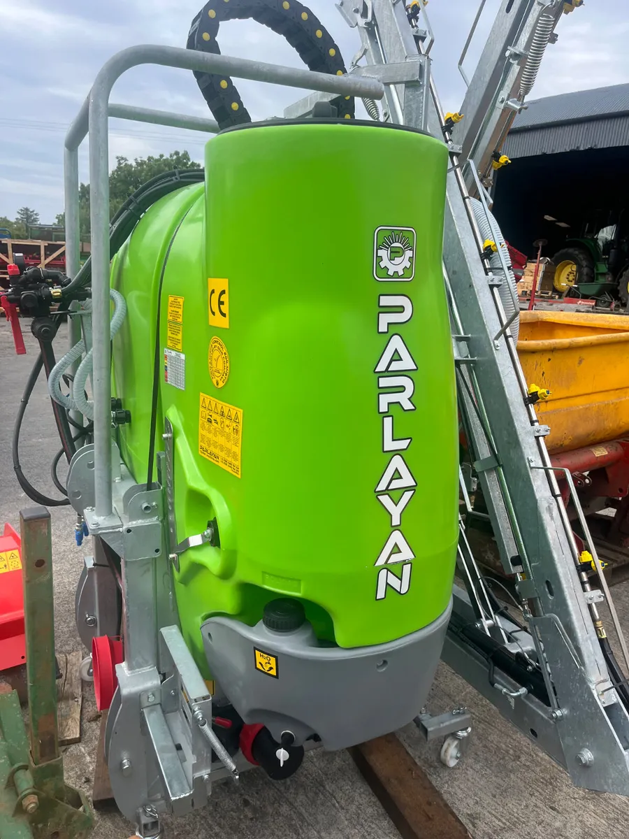 New Parlayan 1200Ltr 12m Hyd Boom Sprayer - Image 2