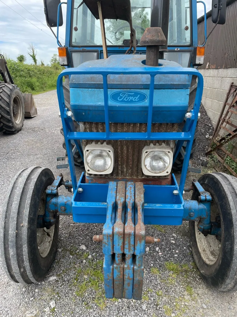 Ford 2wd front mudguards/ Weight carriers - Image 1