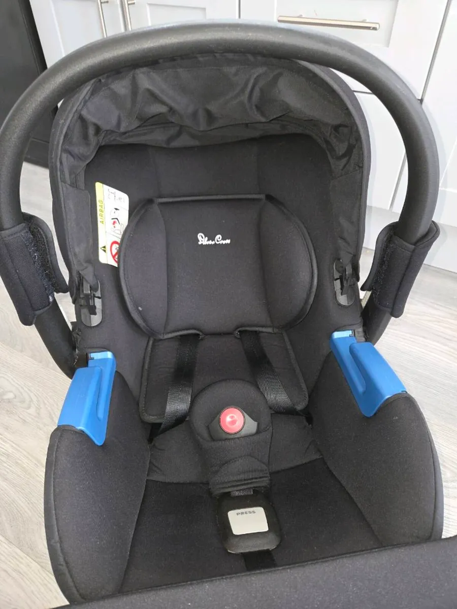 Silver cross car seat - Image 2