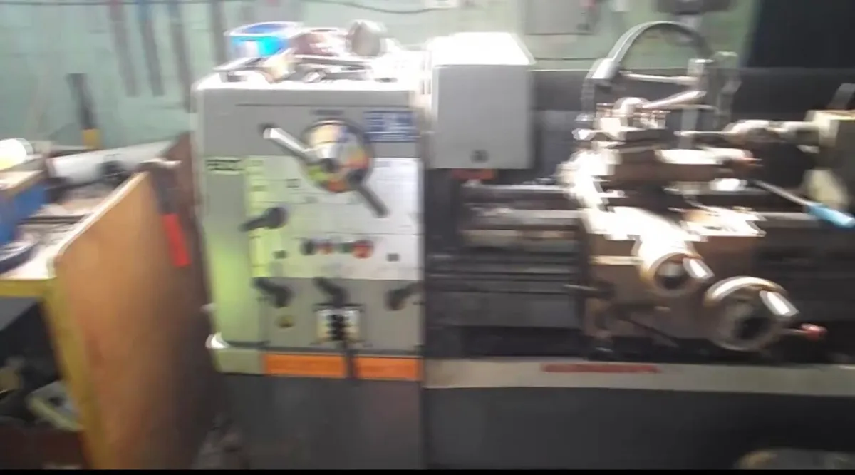 Colchester master 2500.  3 phase. Tooling - Image 2