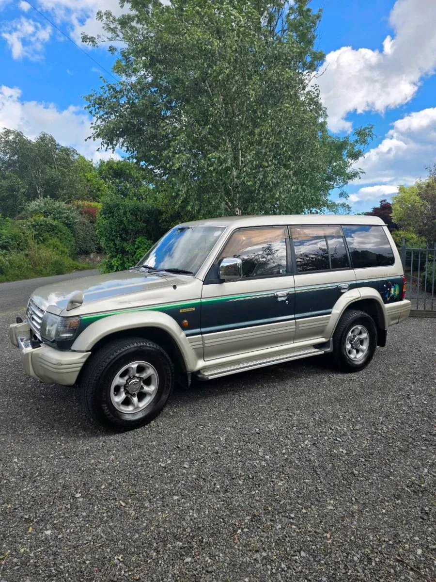 MITSUBISHI PAJERO 2.5 EXCEED - Image 1