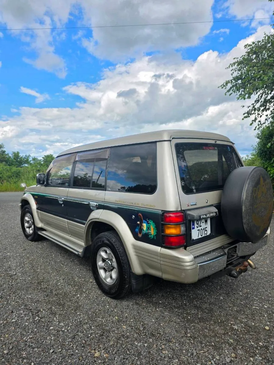 MITSUBISHI PAJERO 2.5 EXCEED - Image 2