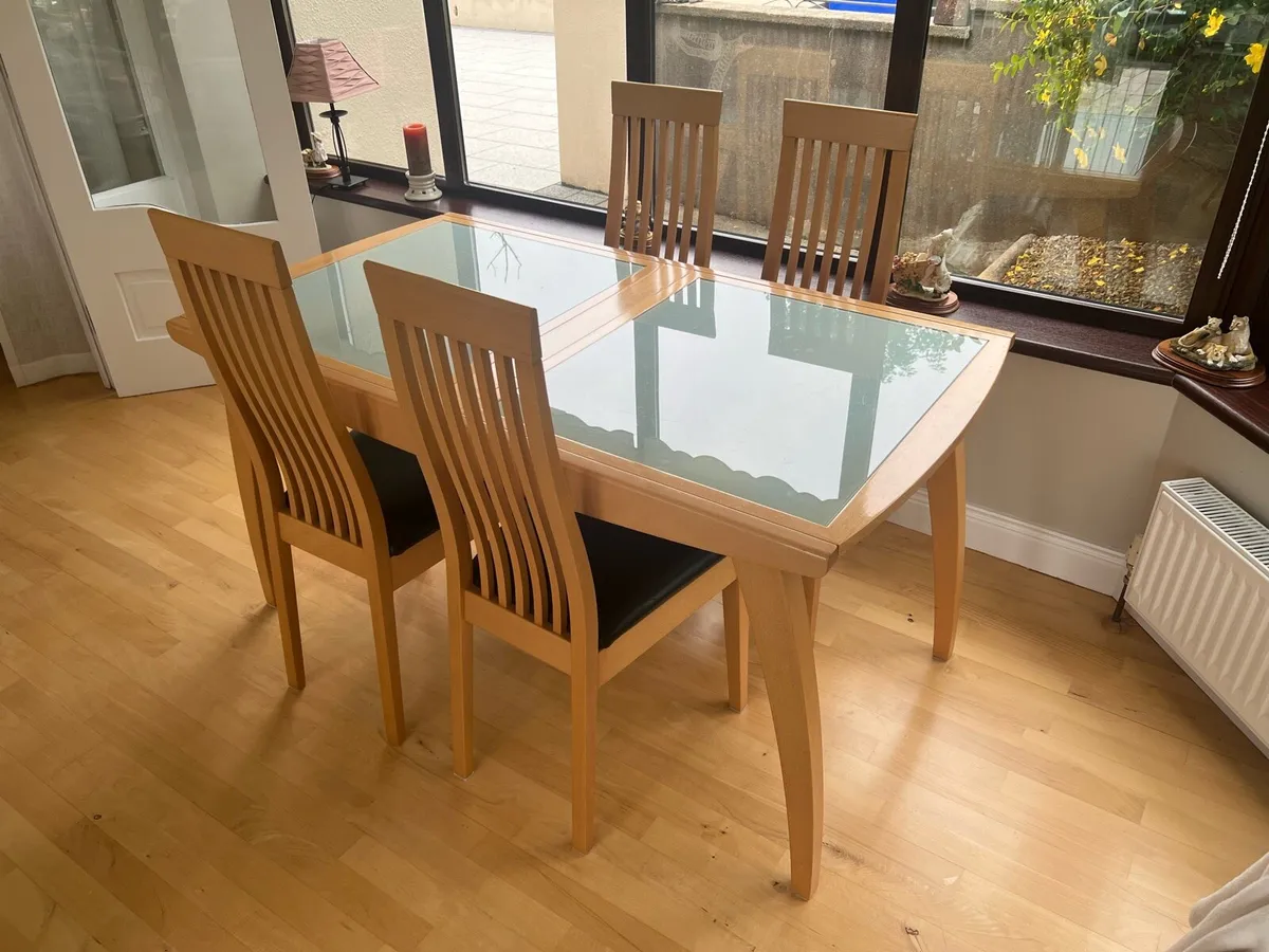 Extendable Kitchen Table and Chairs - Image 1