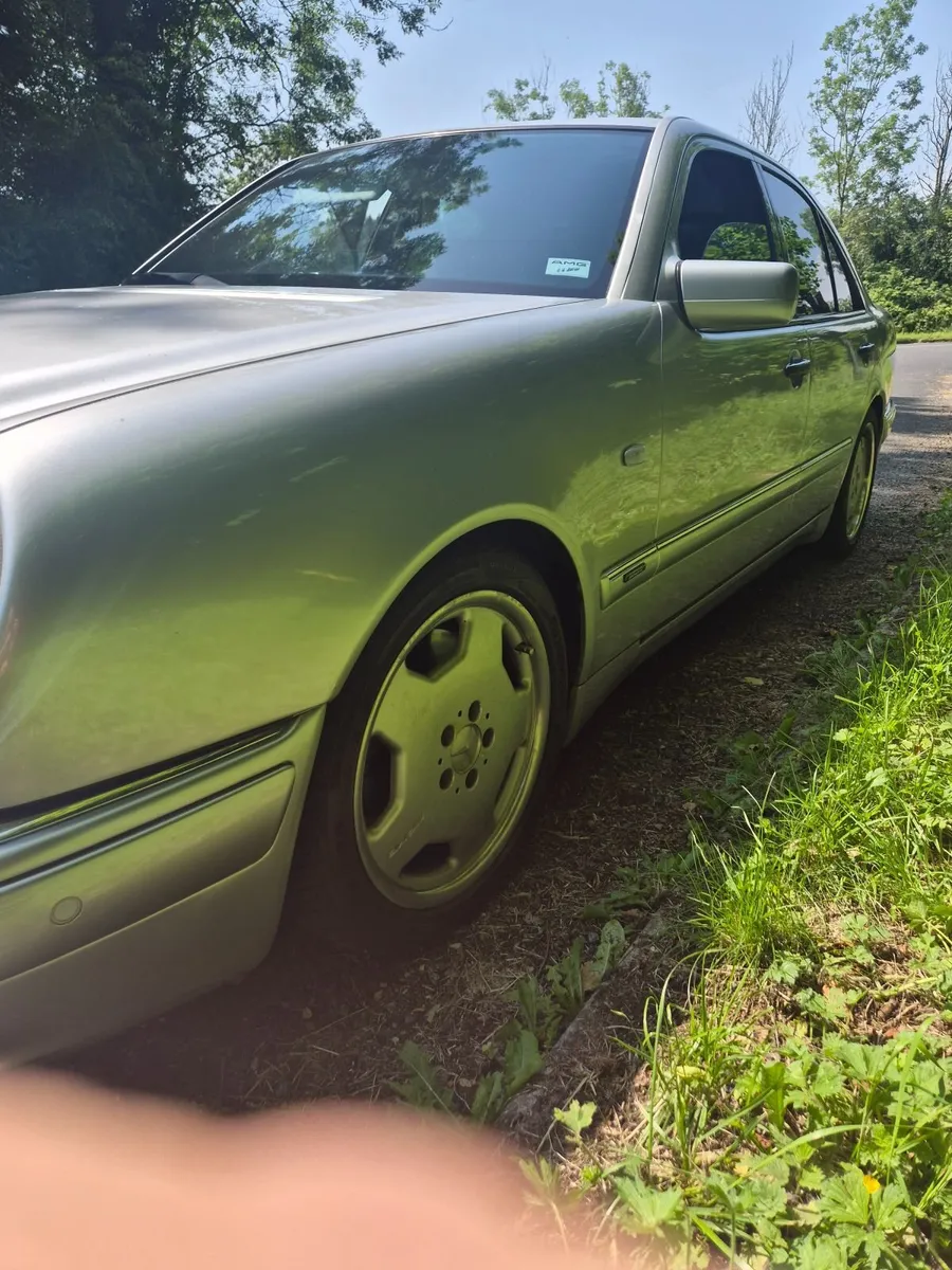 MERCEDES E55 AMG W210 - Image 4