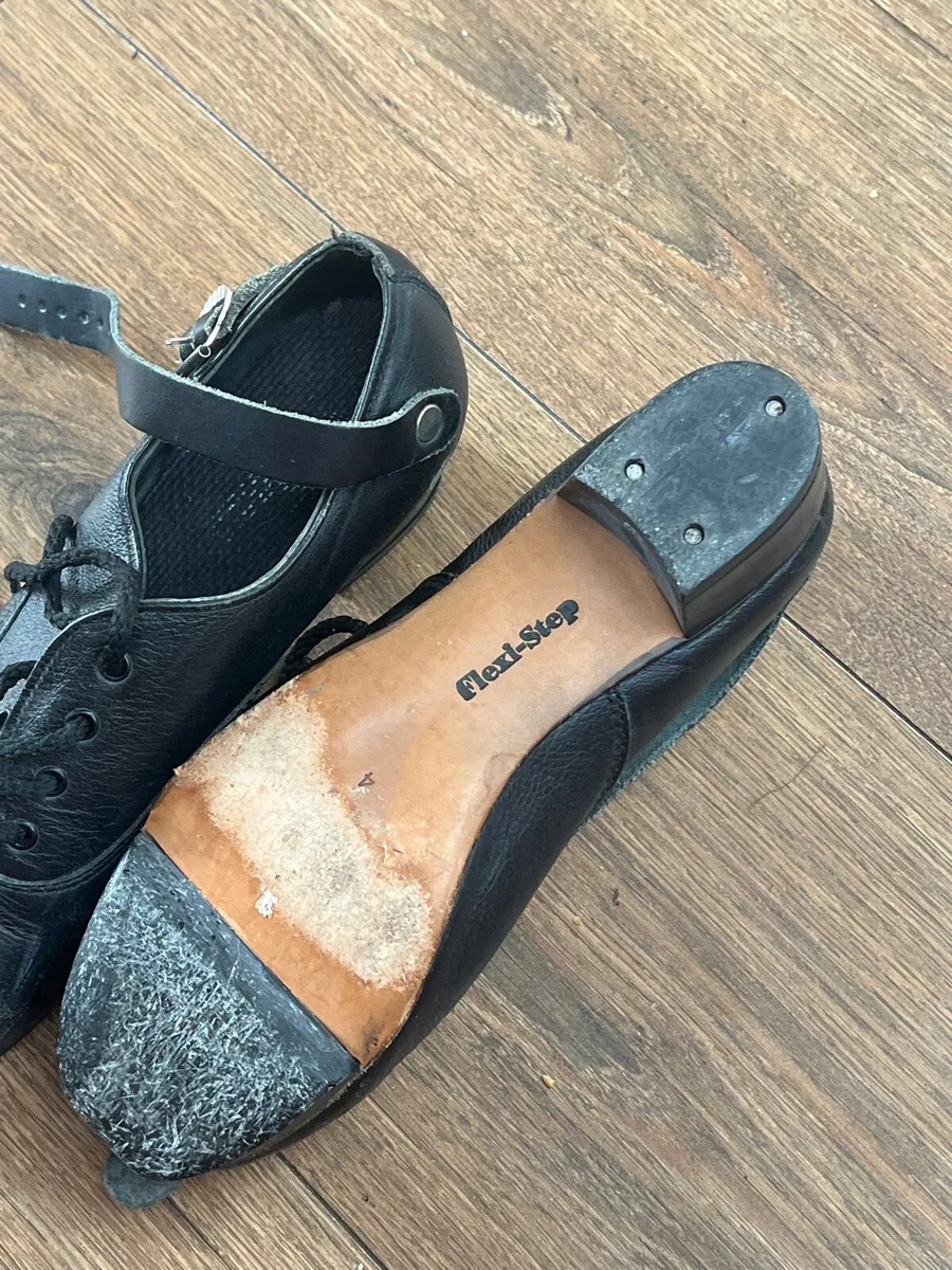 Second hand flexi step tap dancing shoes offers - Image 3