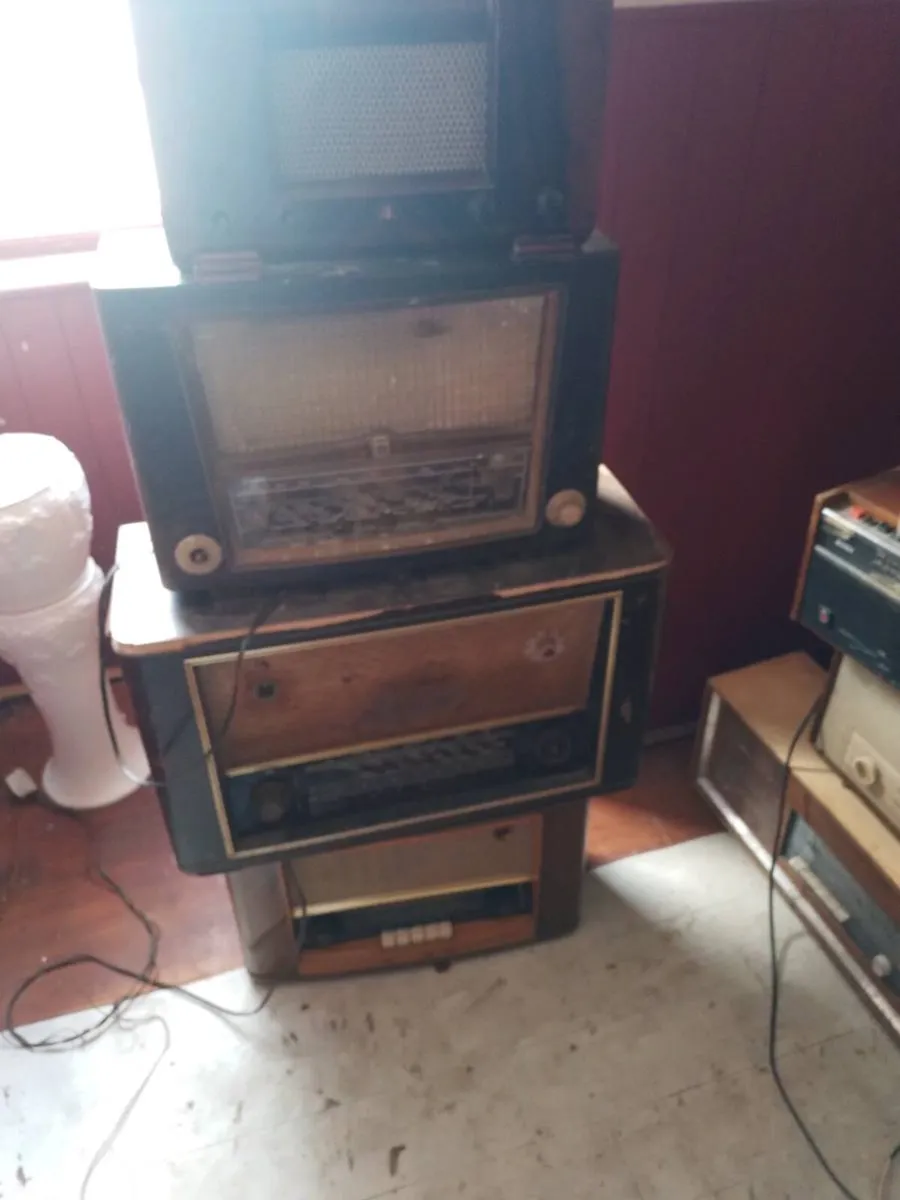 15 vintage radios - Image 3