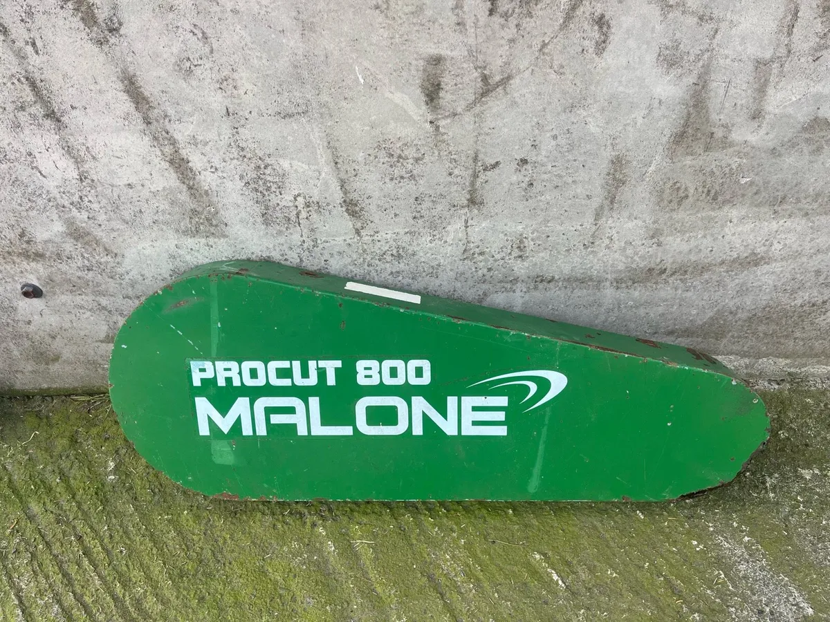 Malone mower cover - Image 1