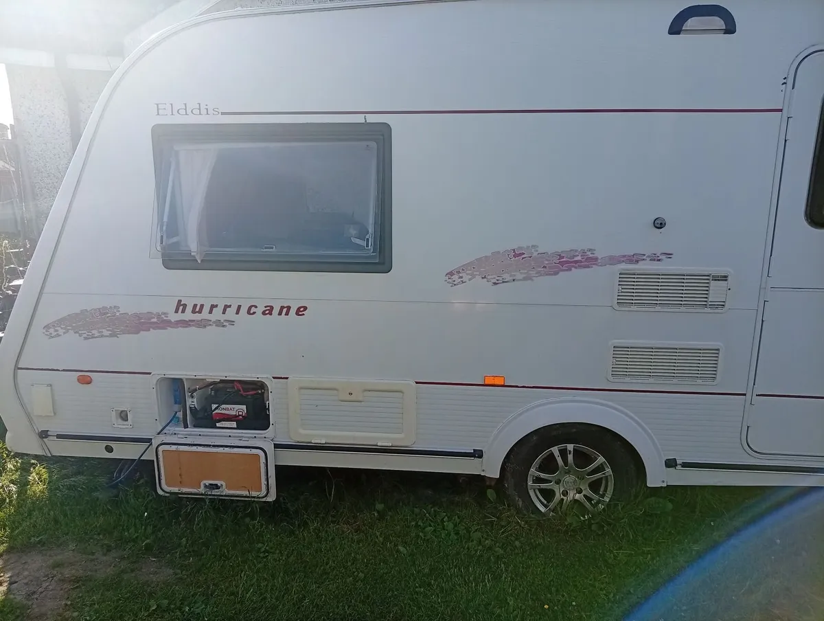 Caravan - Image 3