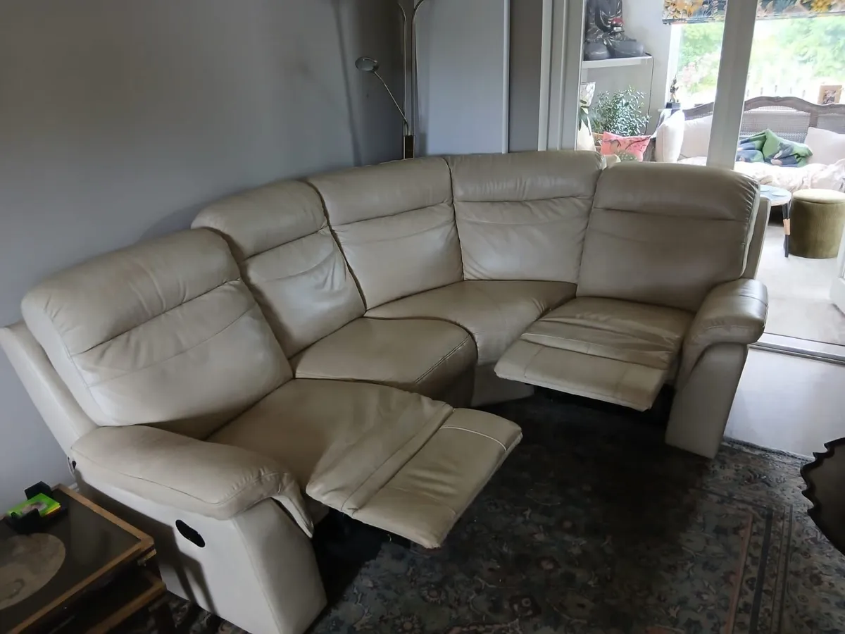 Corner leather sofa - Image 2