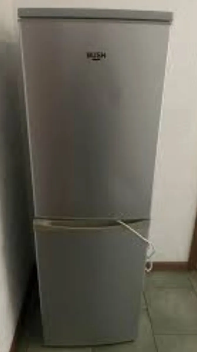 Bush 50 / 50 fridge freezer gray