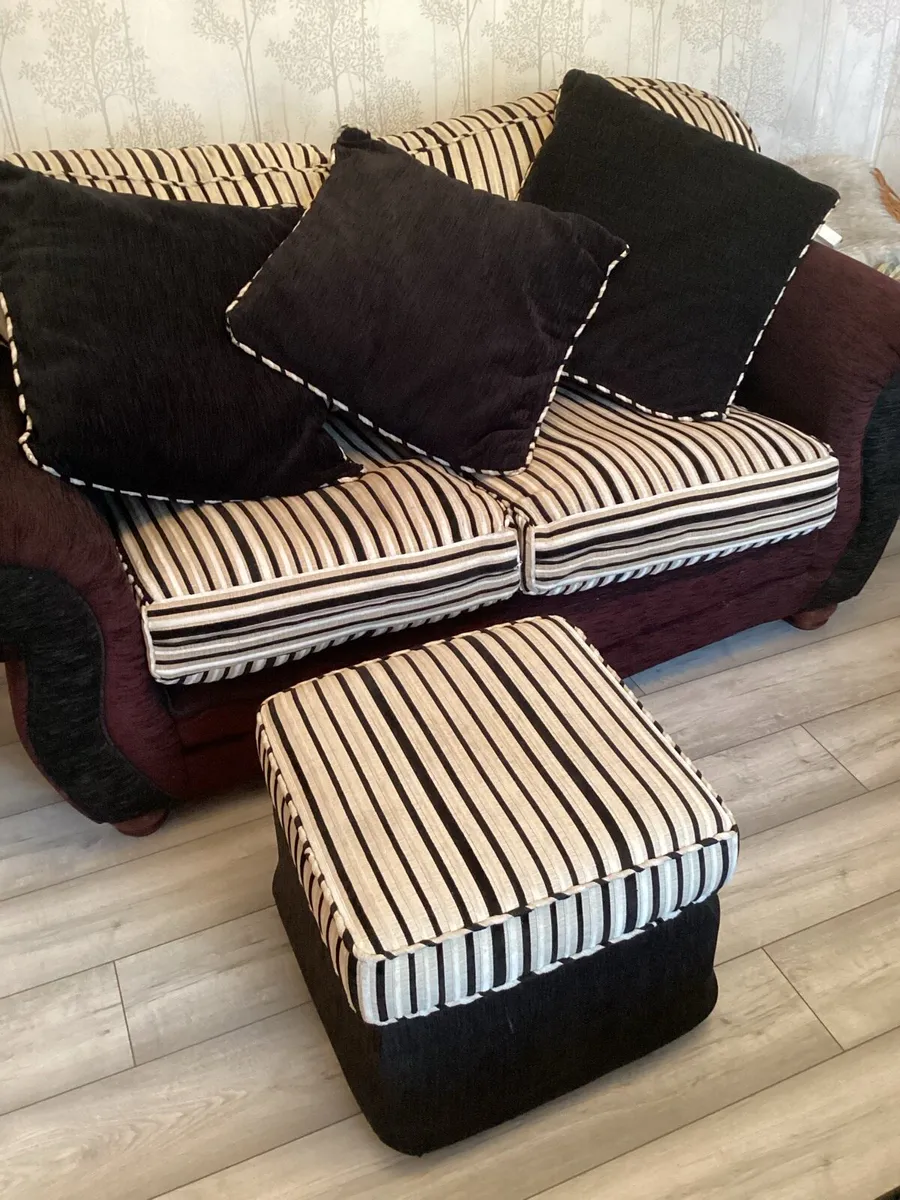 Couch 2 seater - Image 1