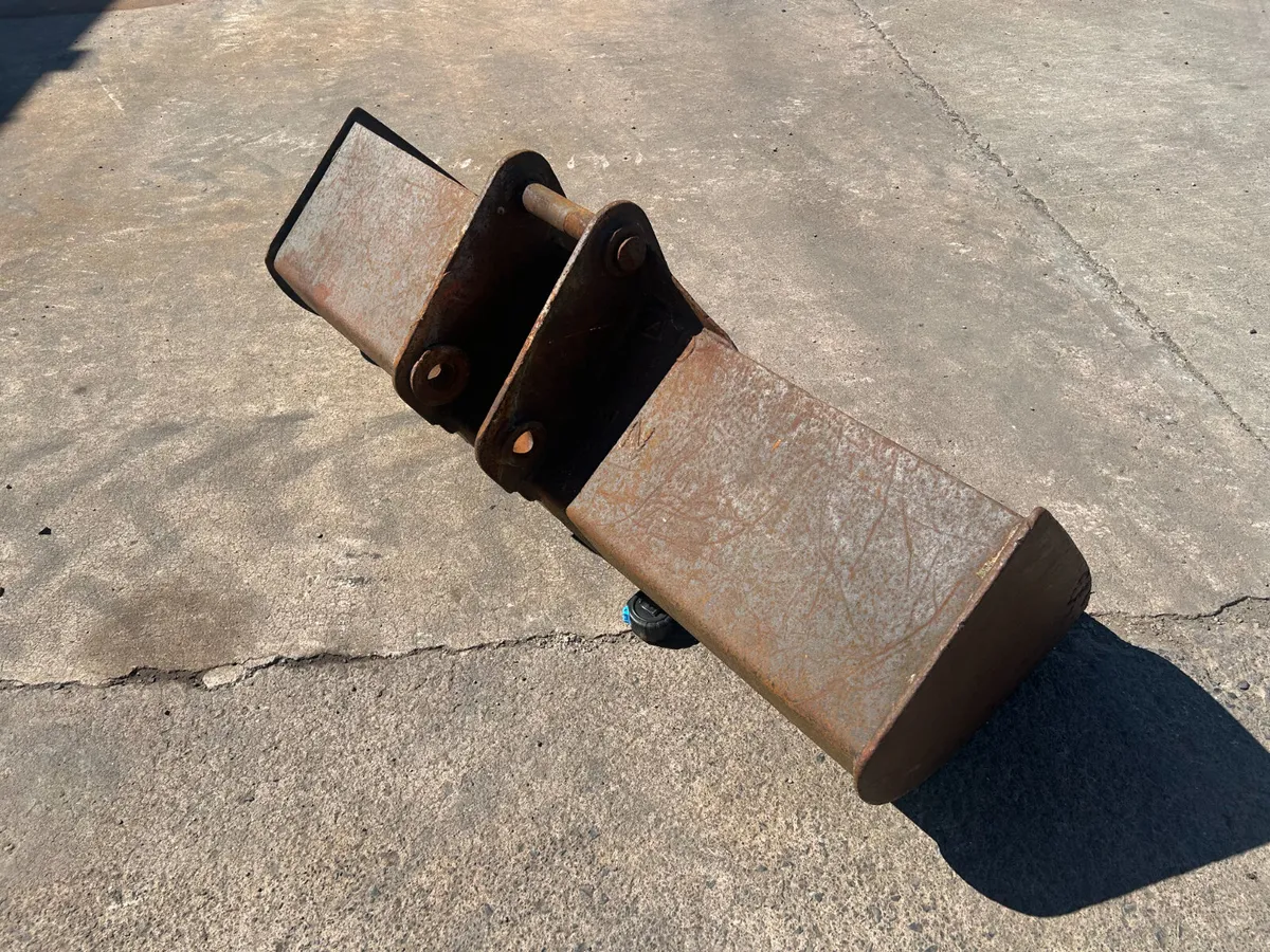 5FT Scott Grading  Bucket ((45mm pins)) - Image 4