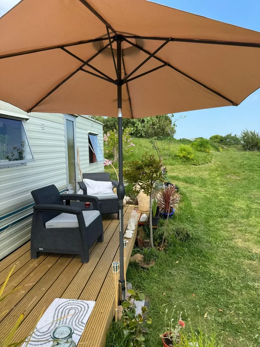 Cosy mobile Home for Sale - Image 1