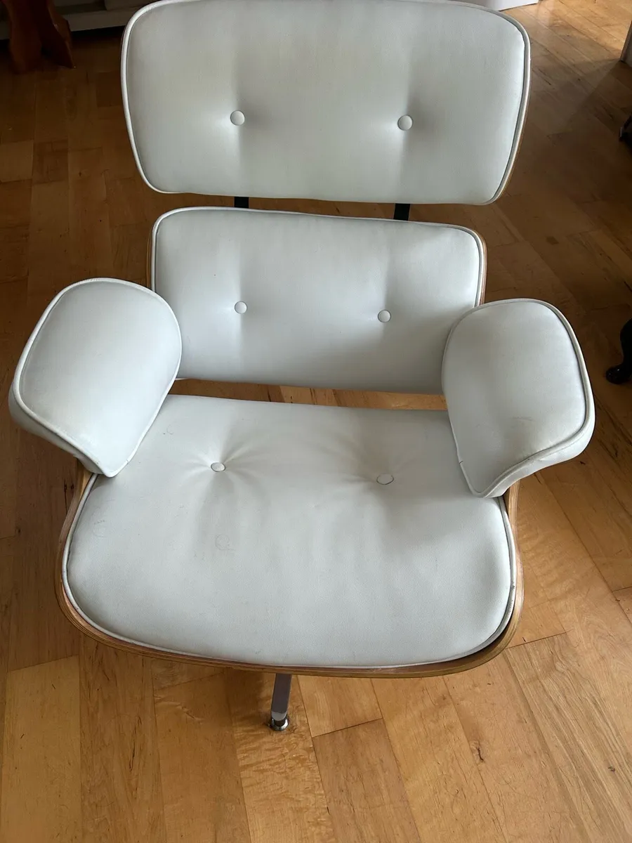 Designer chair - Image 1