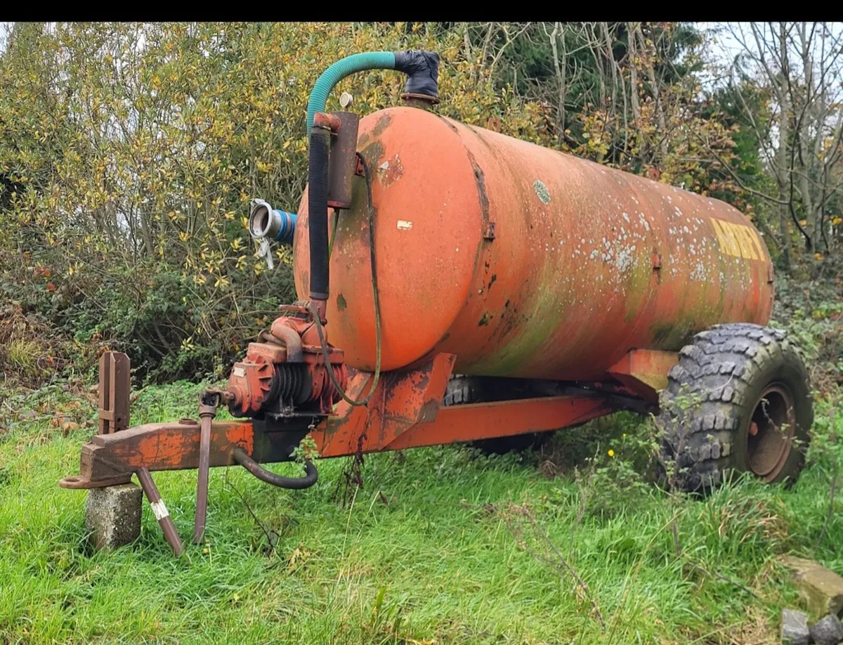 Abbey 1100 slurry tank - Image 1