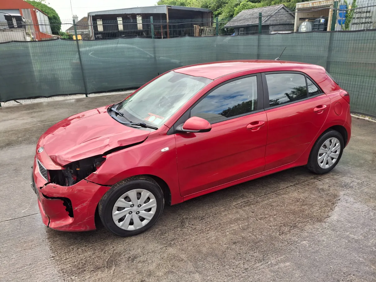 172 Kia Rio1.3 Petrol - Image 2
