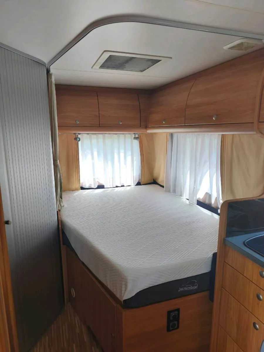 Motorhome - Image 3