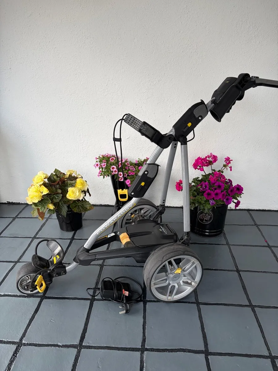 PowaKaddy FW7s Lithium Electric Golf Trolley - Image 2