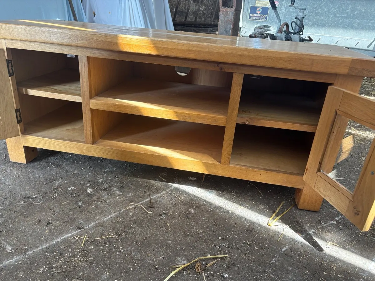 TV table - Image 2