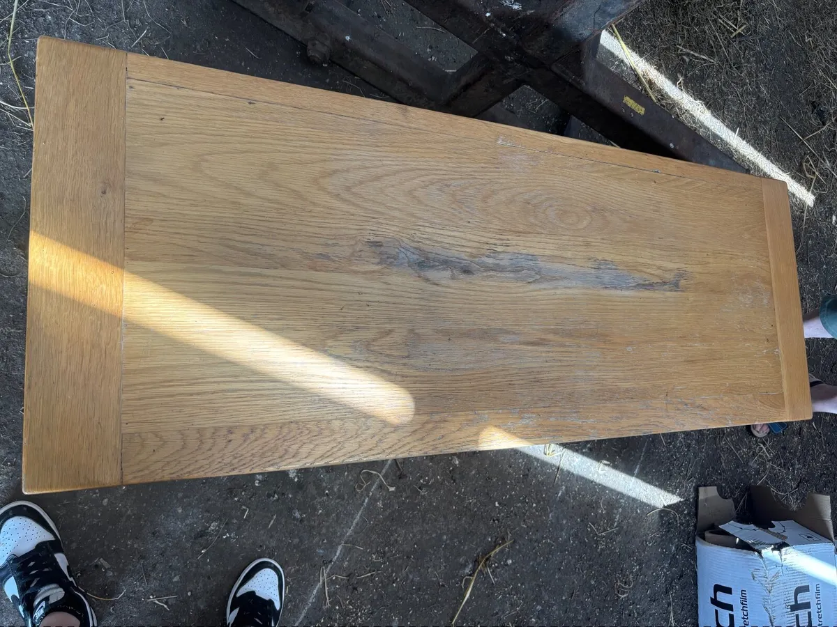 TV table - Image 3