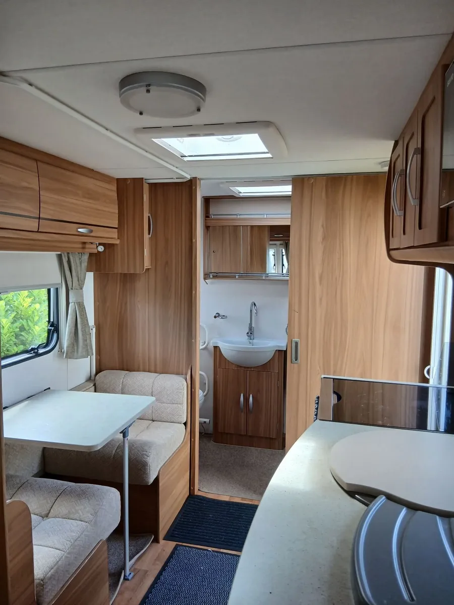 Caravan 2012 (4 Berth) Lunar Quaser. Lots of extra - Image 4