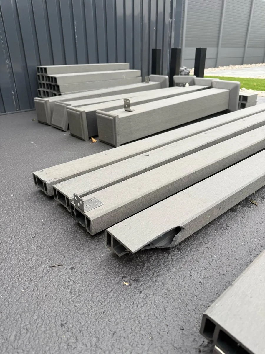 Composite post and rail - Image 4