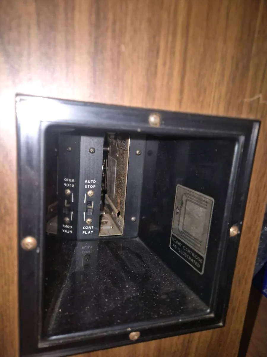 Reel to Reel - Image 3