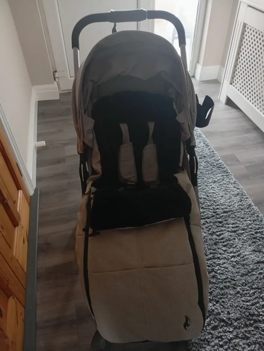 Mamas and Papas Pushchair - Image 2