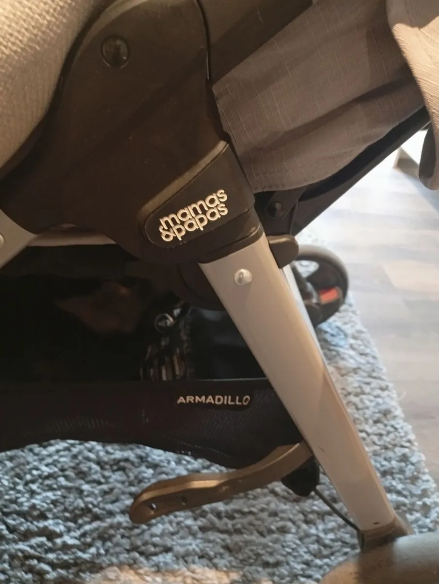 Mamas and Papas Pushchair - Image 4