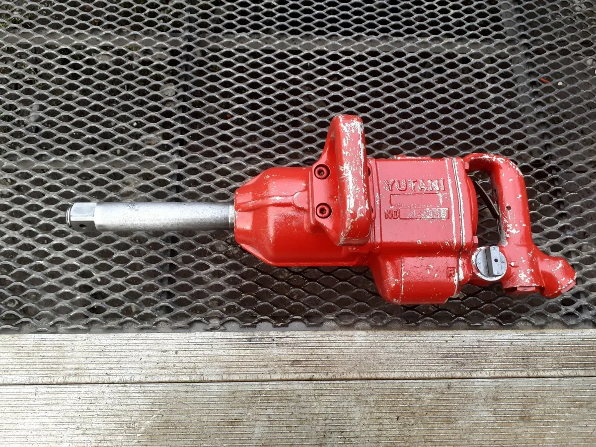 YUTANI 1INCH AIR IMPACT WRENCH - Image 1