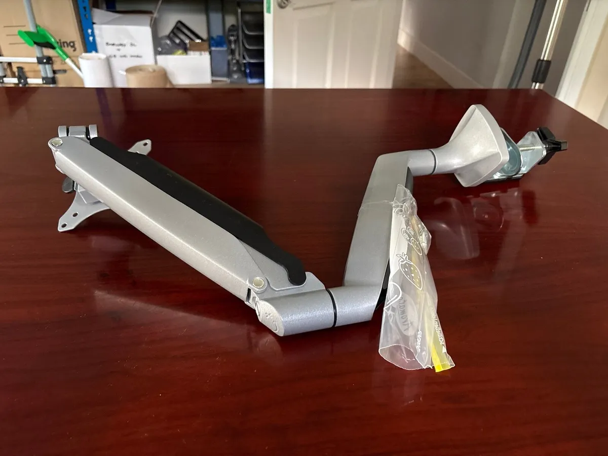 Single Arm Monitor Mount - Image 1