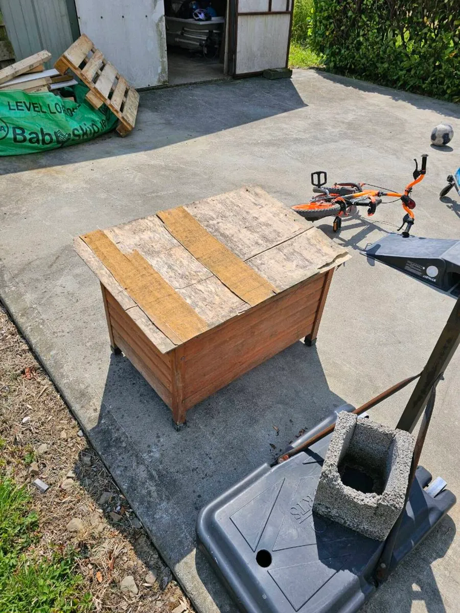Free Dog House.....Free - Image 4