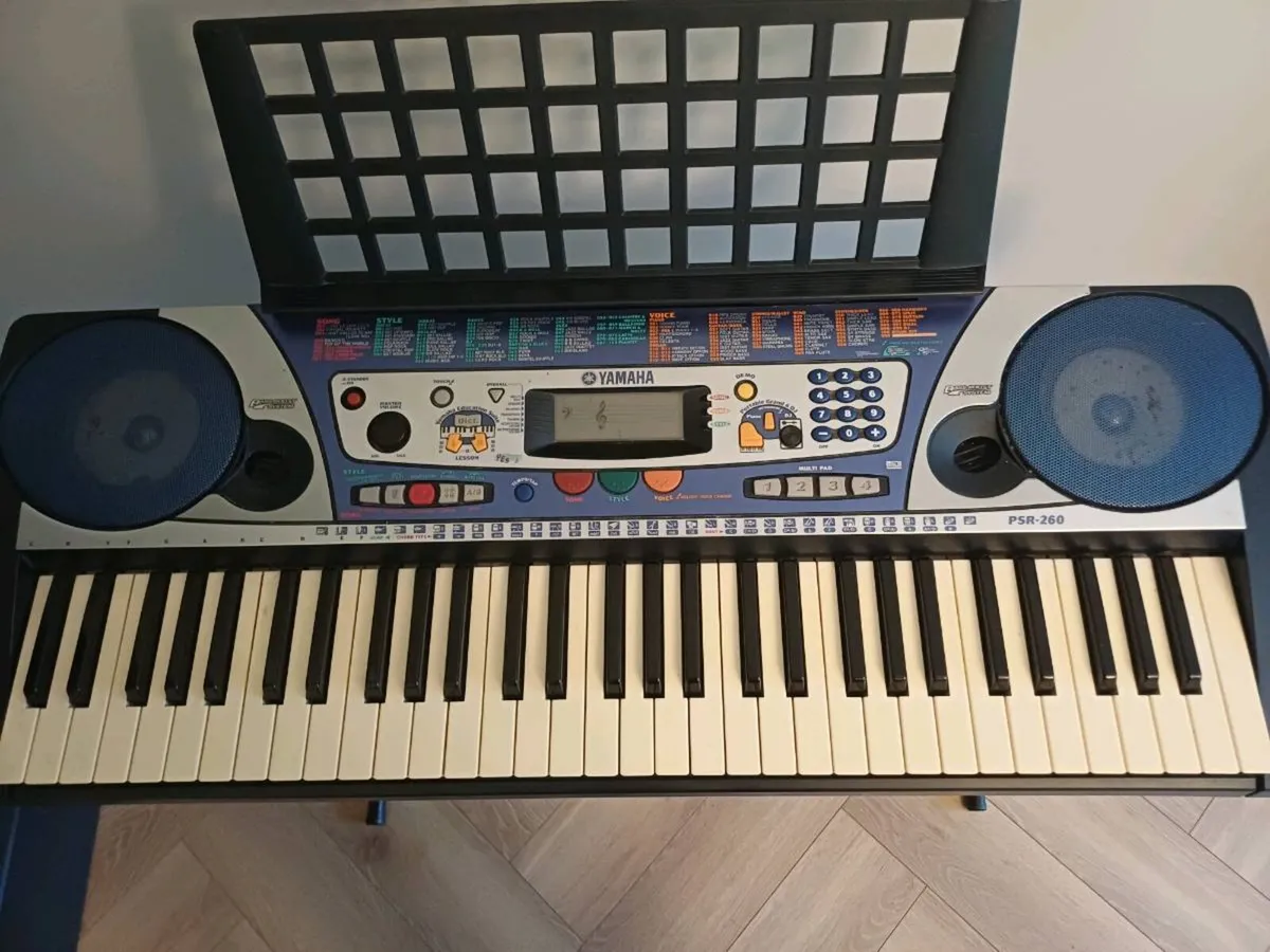 Yamaha PSR 260 - Faulty Keys - Cheap - Image 2