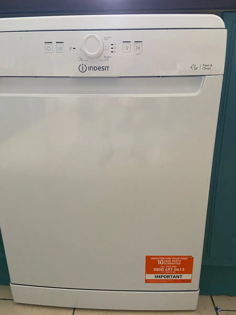 Indesit electric hob and Indesit dishwasher - Image 1