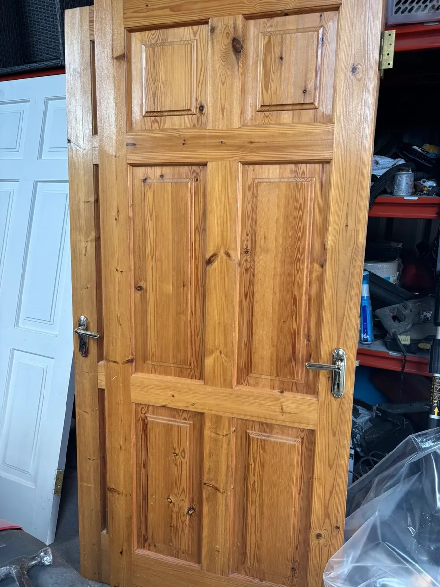 Internal solid pine doors 32 “ x 80”