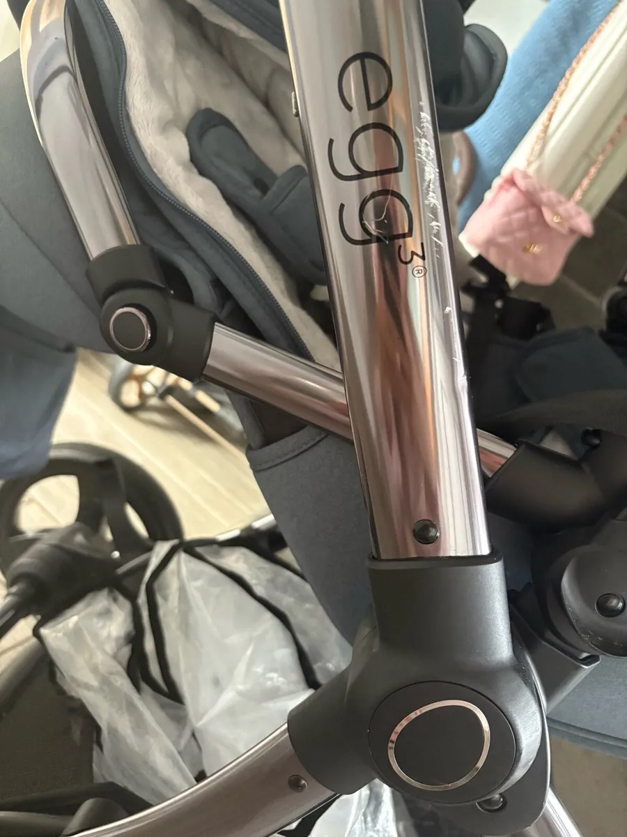 Pram - Image 4
