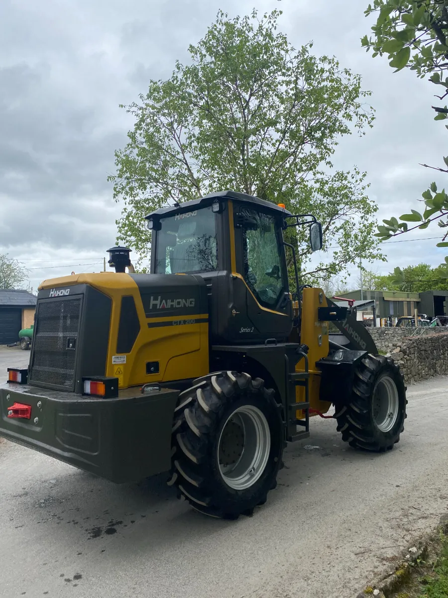 Adare Haihong CTX 200 Loaders For Sale - Image 1
