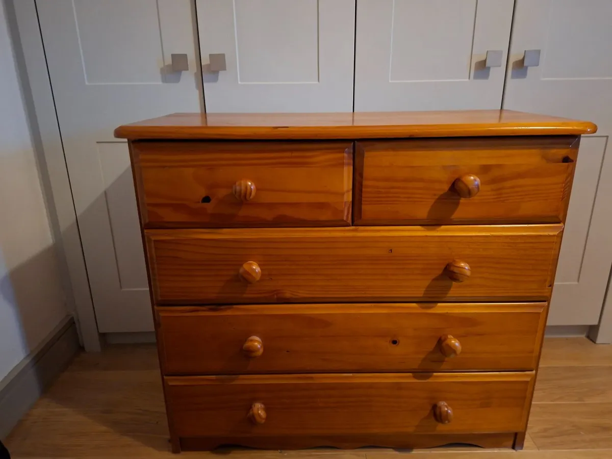 Chest of drawers - Image 2