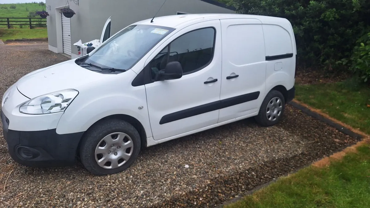 Peugeot Partner 2015 - Image 1