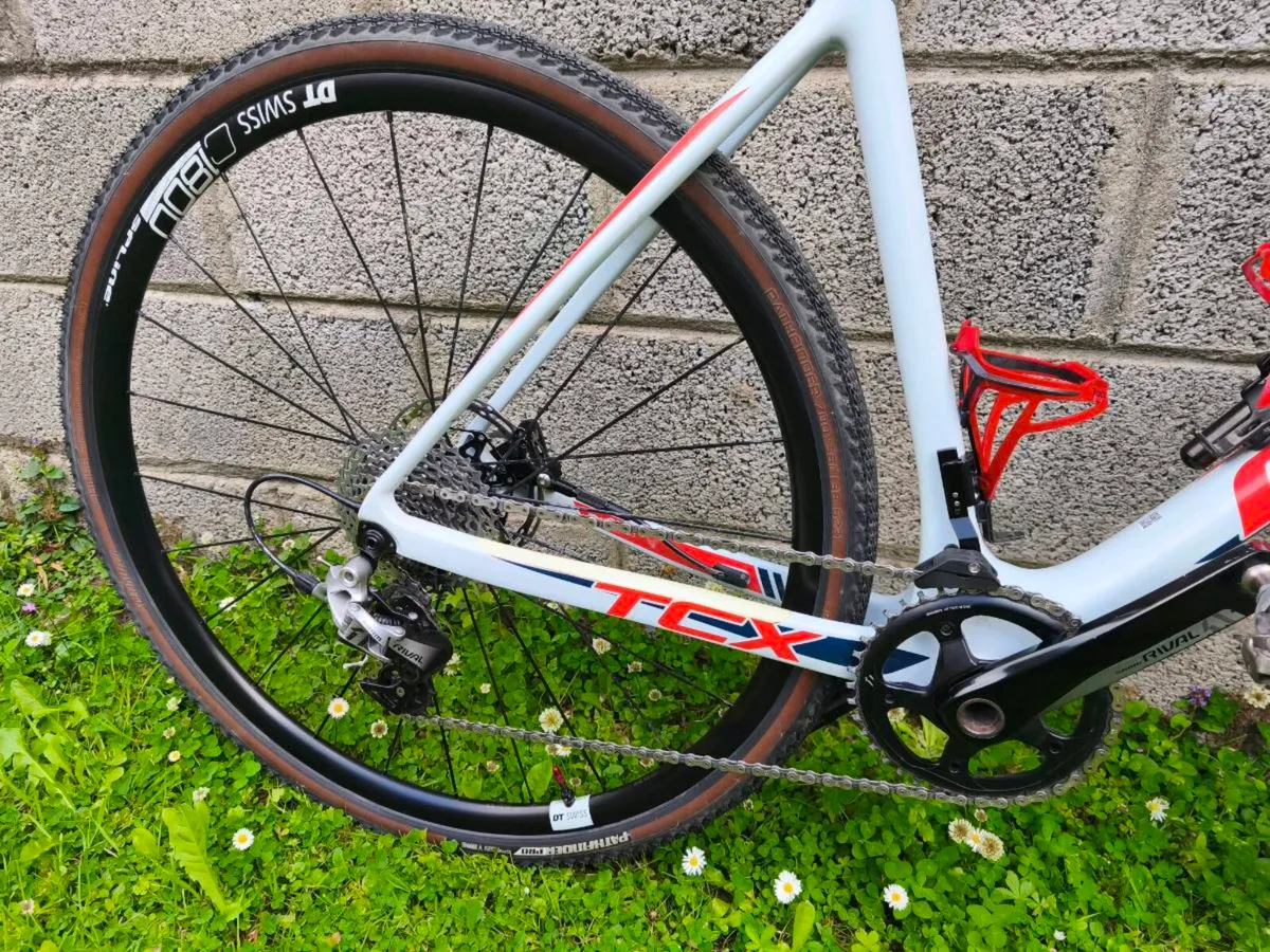 Giant TCX Advanced Pro 2 carbon S - Image 3