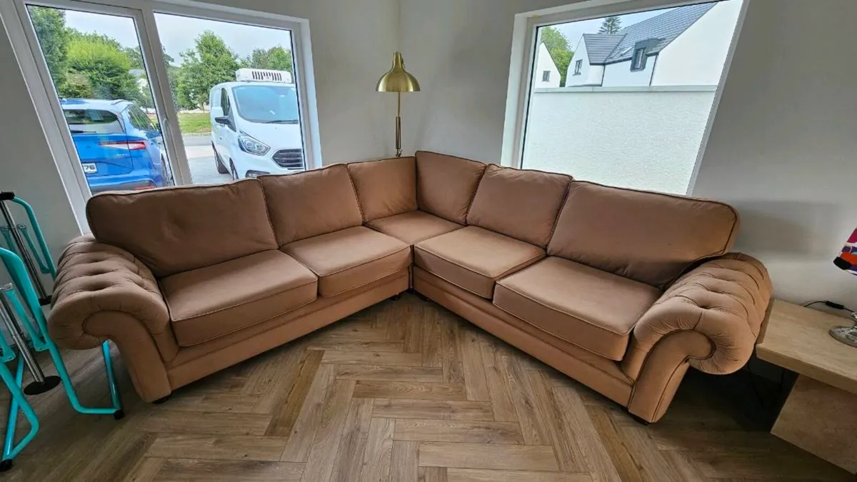 Fabric Corner Couch. - Image 1