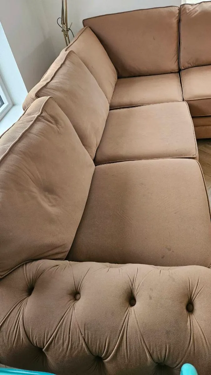 Fabric Corner Couch. - Image 3