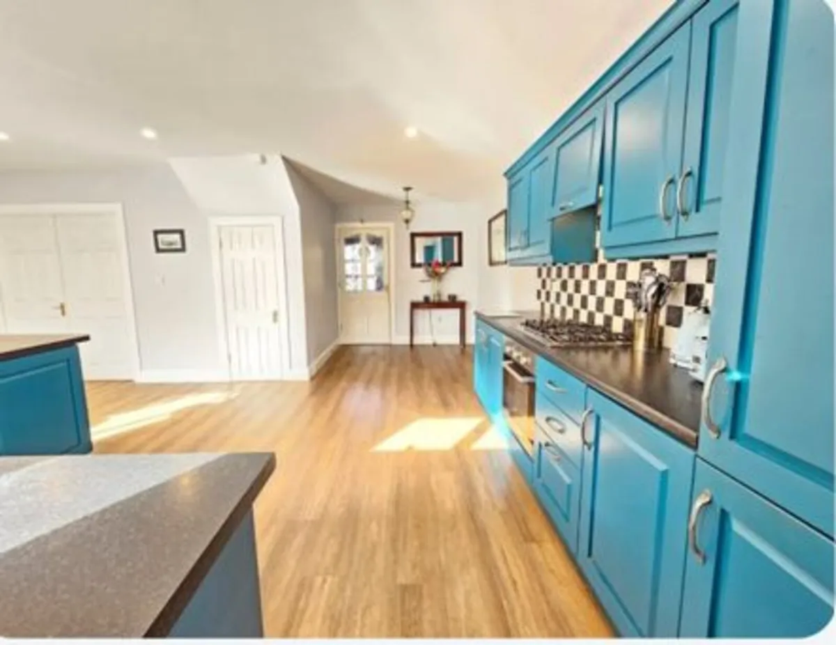*Reduced Price* Kitchen for Sale - Image 3