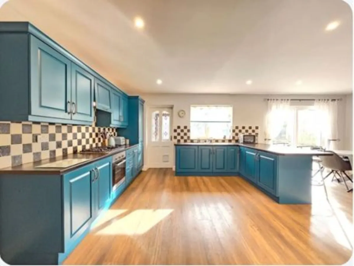 *Reduced Price* Kitchen for Sale - Image 4