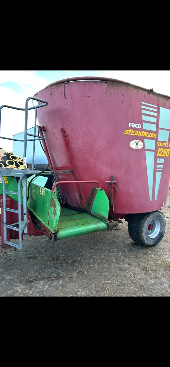 Strautman tub feeder - Image 2