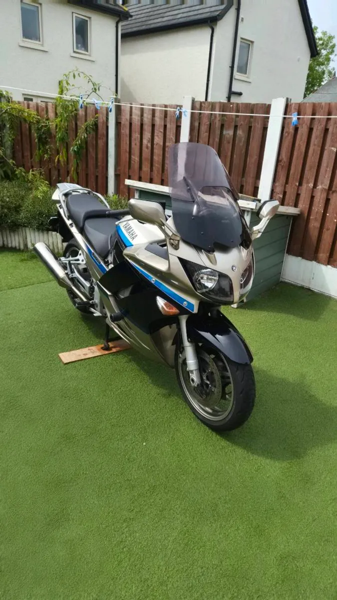 2009 Yamaha FJR 1300 - Image 1