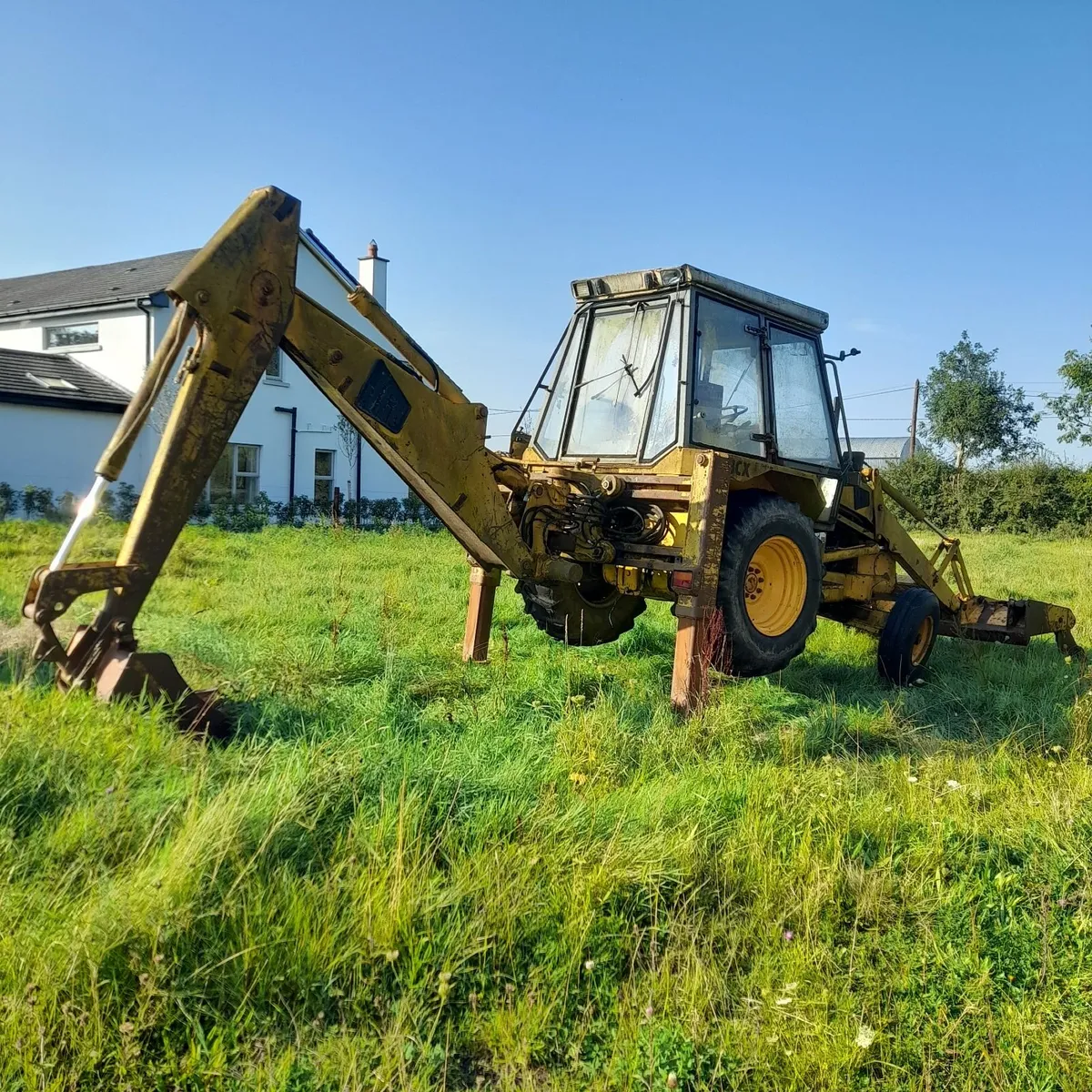 Tractor jcb - Image 3