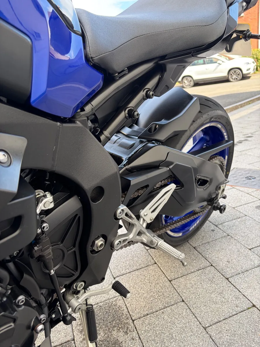 YAMAHA MT10 2018 - Image 4